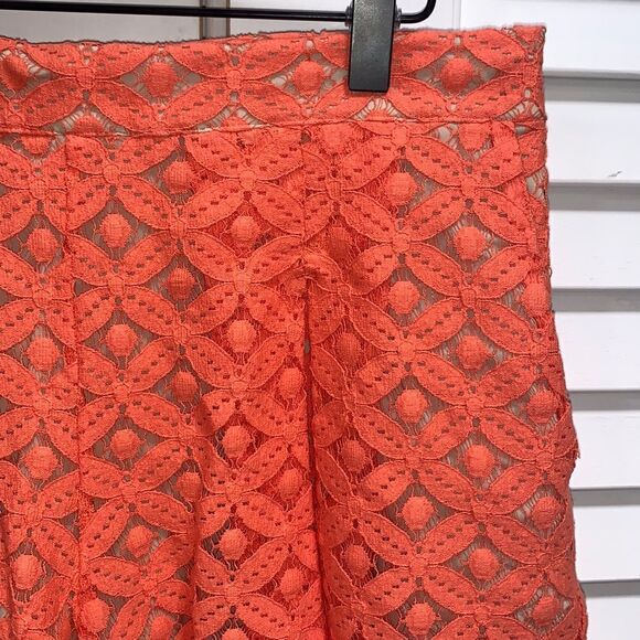 NWT Vince Camuto high waisted lace overlay shorts Papaya over tan lining Sz 10 - Picture 5 of 10